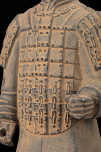 25CM Soldier - CLAYARMY-25CM Terracotta Soldier Figurine Close-up