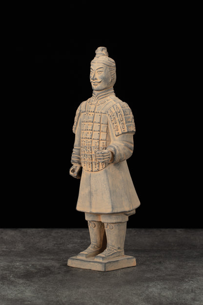 25CM Soldier - CLAYARMY-25CM Common Soldier Side View