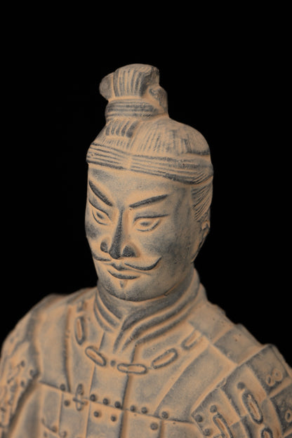 25CM Soldier - CLAYARMY-25CM Terracotta Soldier Figurine Close-up