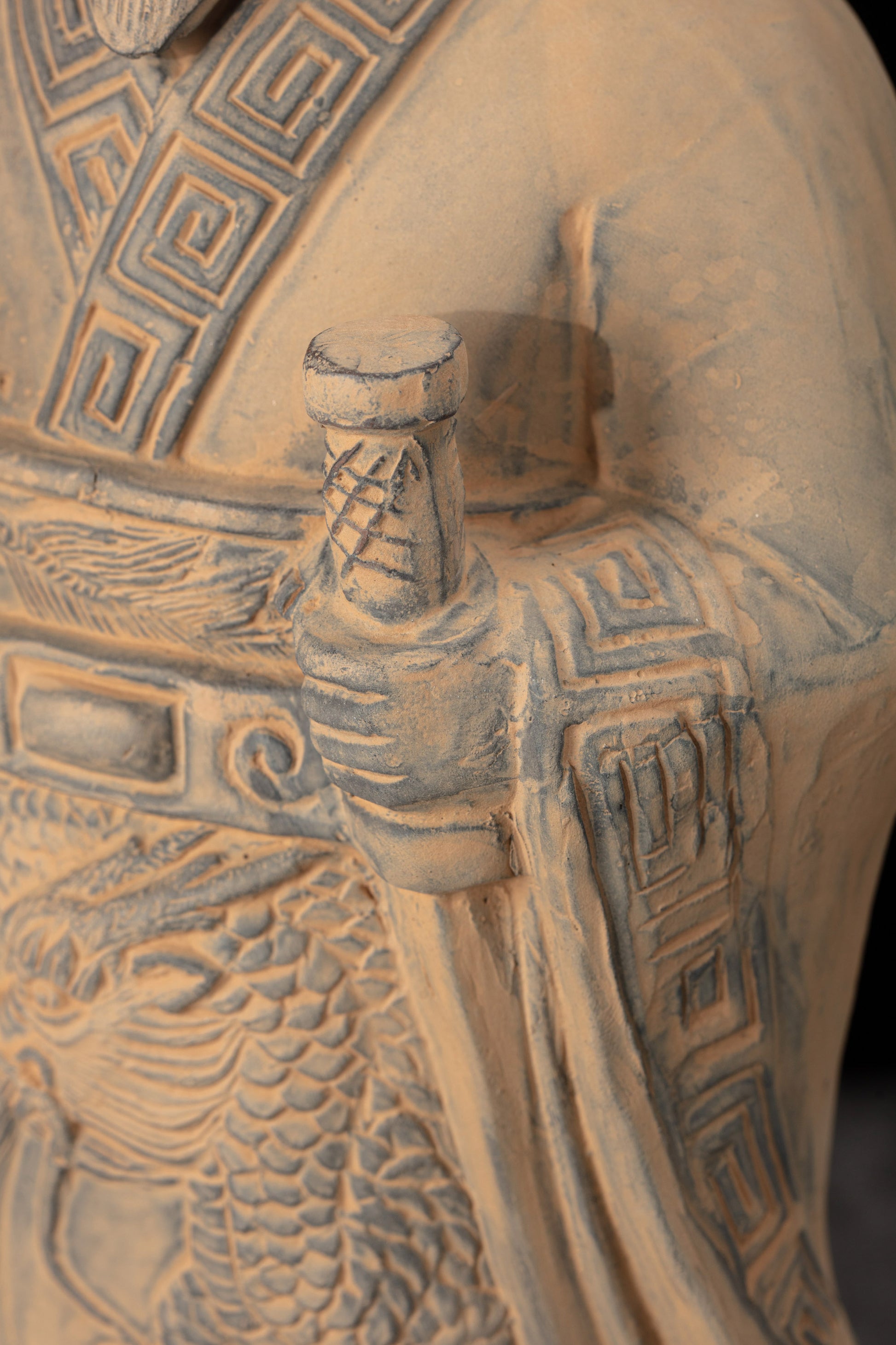 35CM Emperor - CLAYARMY -Detailed view of the weaponry carried by Clayarmy's 35CM Emperor Qin Terracotta Warrior.