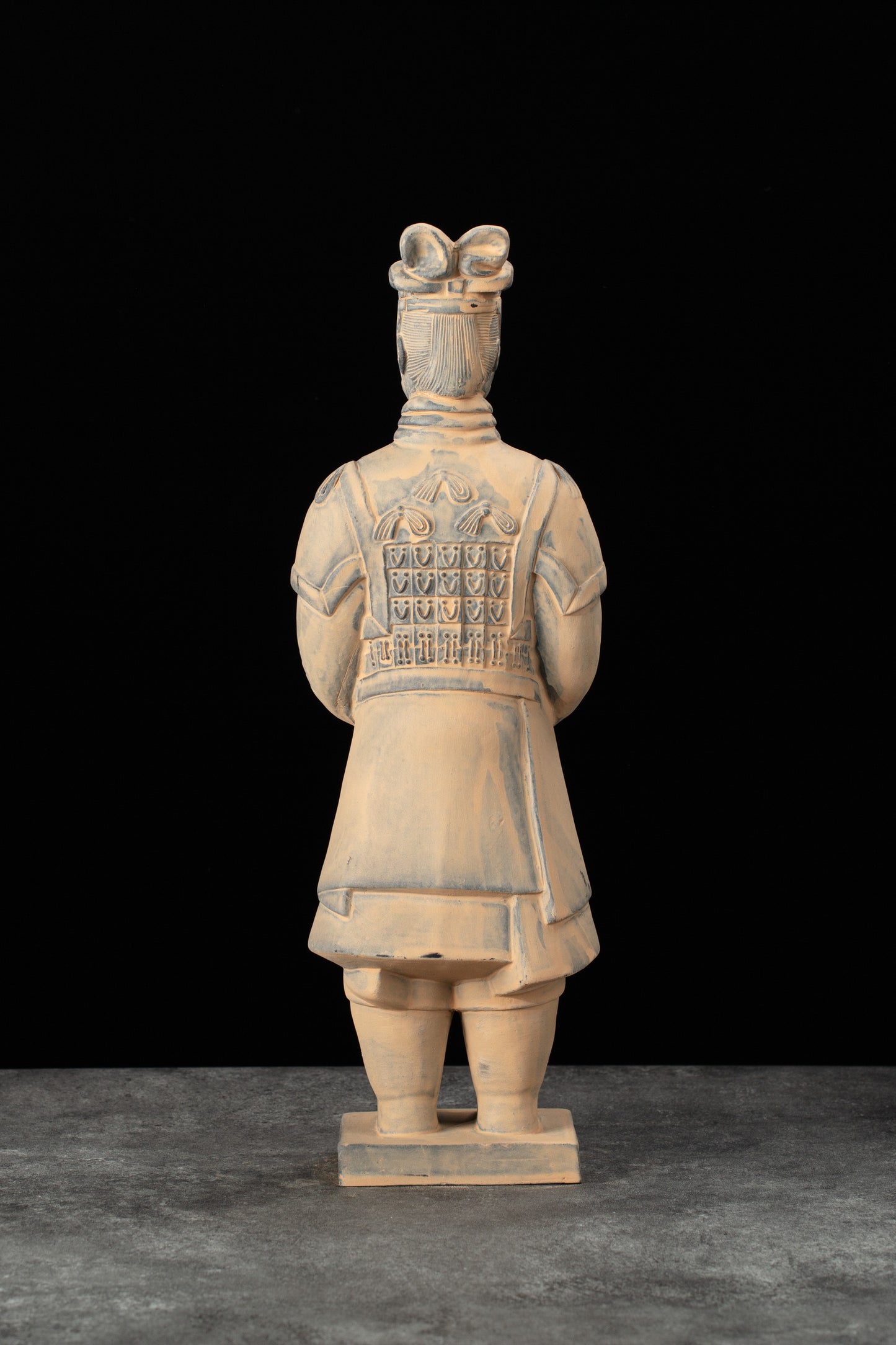 35CM General - CLAYARMY-Dynamic Military Motion: Experience the dynamic military motion of the 35CM Terracotta Army General, embodying the essence of a leader in strategic movement.