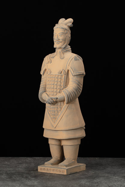 45CM General - CLAYARMY-Majestic Leadership: Side profile of the 45CM General, revealing a majestic leadership stance and intricate craftsmanship in the sculpting process.