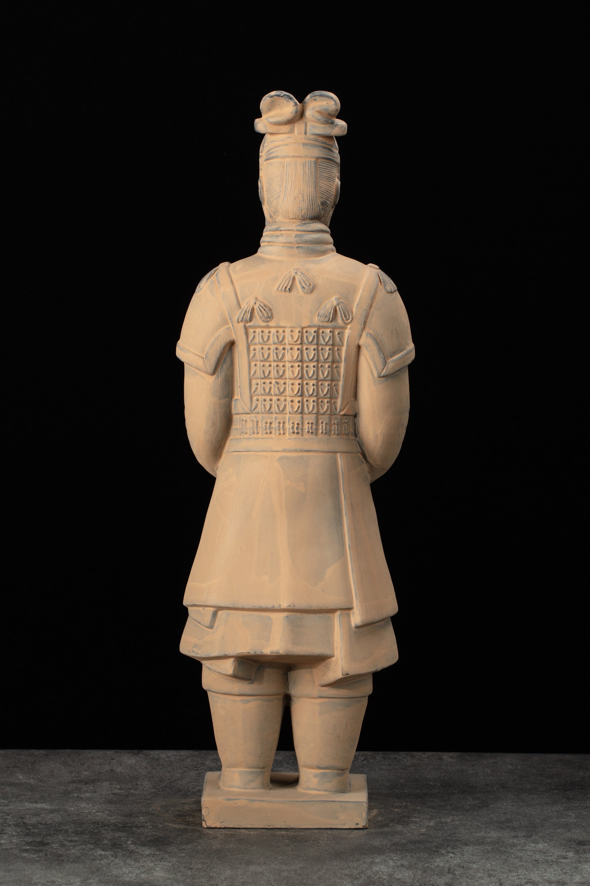 45CM General - CLAYARMY-Dynamic Military Authority: Experience the dynamic military authority of the 45CM Terracotta Army General, embodying the essence of a leader in strategic movement.